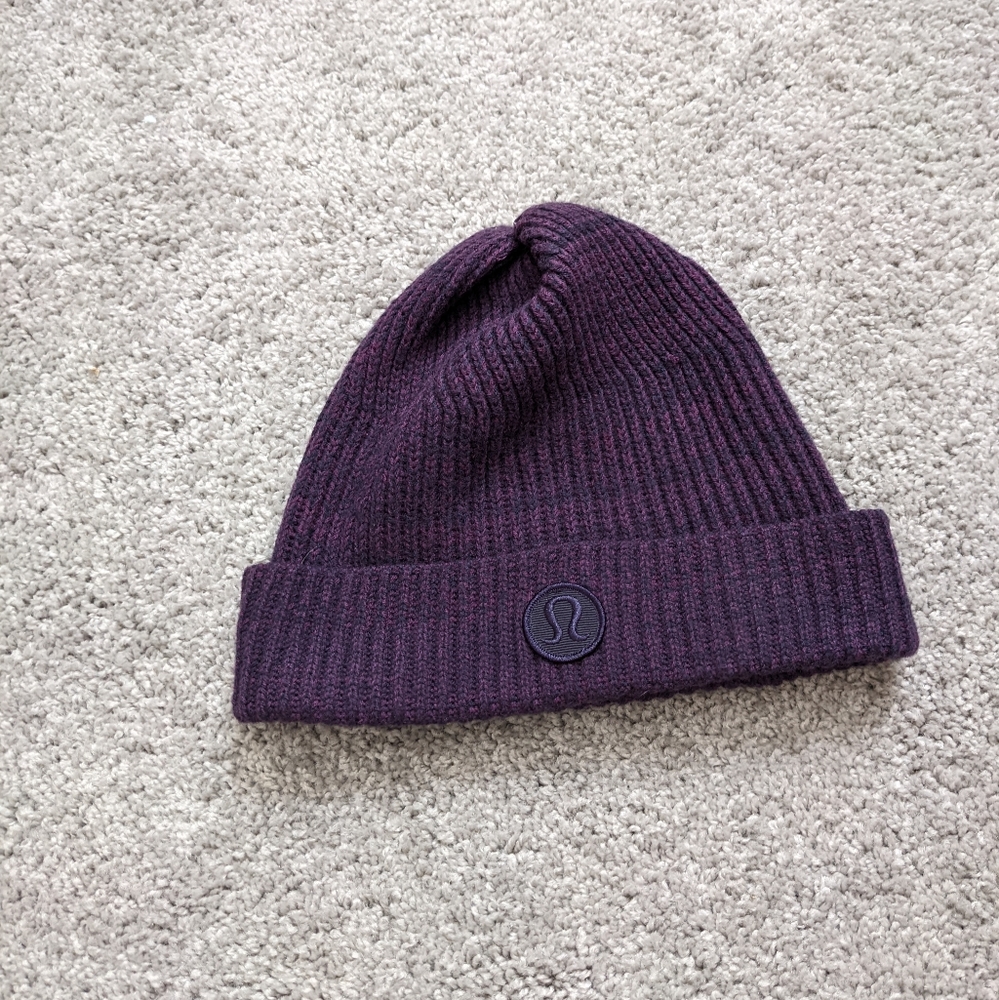 Lululemon beanie